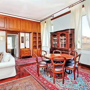 Pantheon Family Romantic Apartment Rome