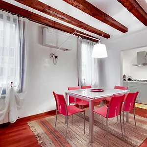 Biennale Apartment Venice